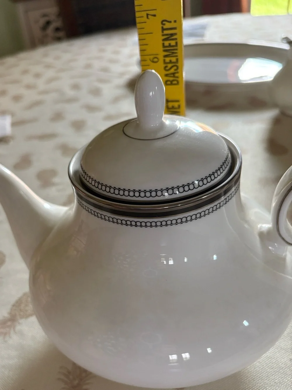Royal Doulton Sarabande (pattern H5023) Fine Bone China Tea Pot